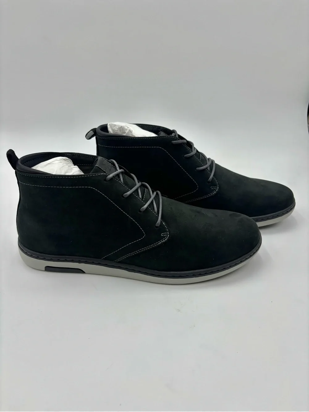 NEVER WORN- Men’s Black Nobuck Chukka Boots Size 9